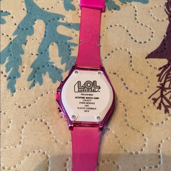 LOL Watch - Picture 3 of 3